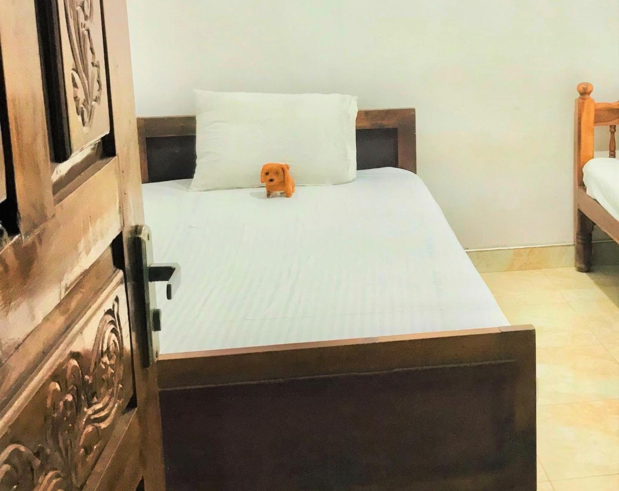 Grand Refuge Holiday Rooms Anuradhapura Exteriör bild