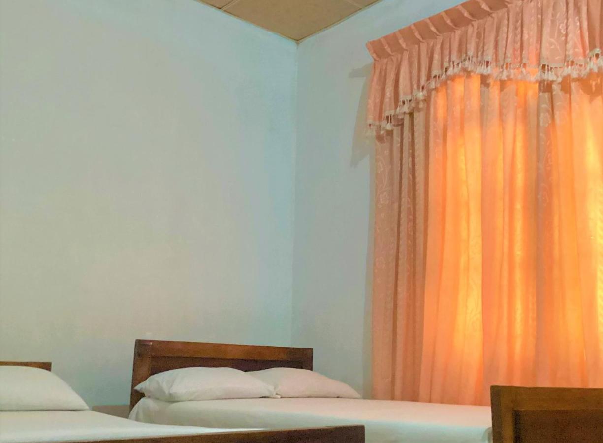 Grand Refuge Holiday Rooms Anuradhapura Exteriör bild